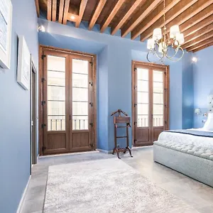 https://iloftmalaga-premium-calle-nueva.hotelsinnerja.org